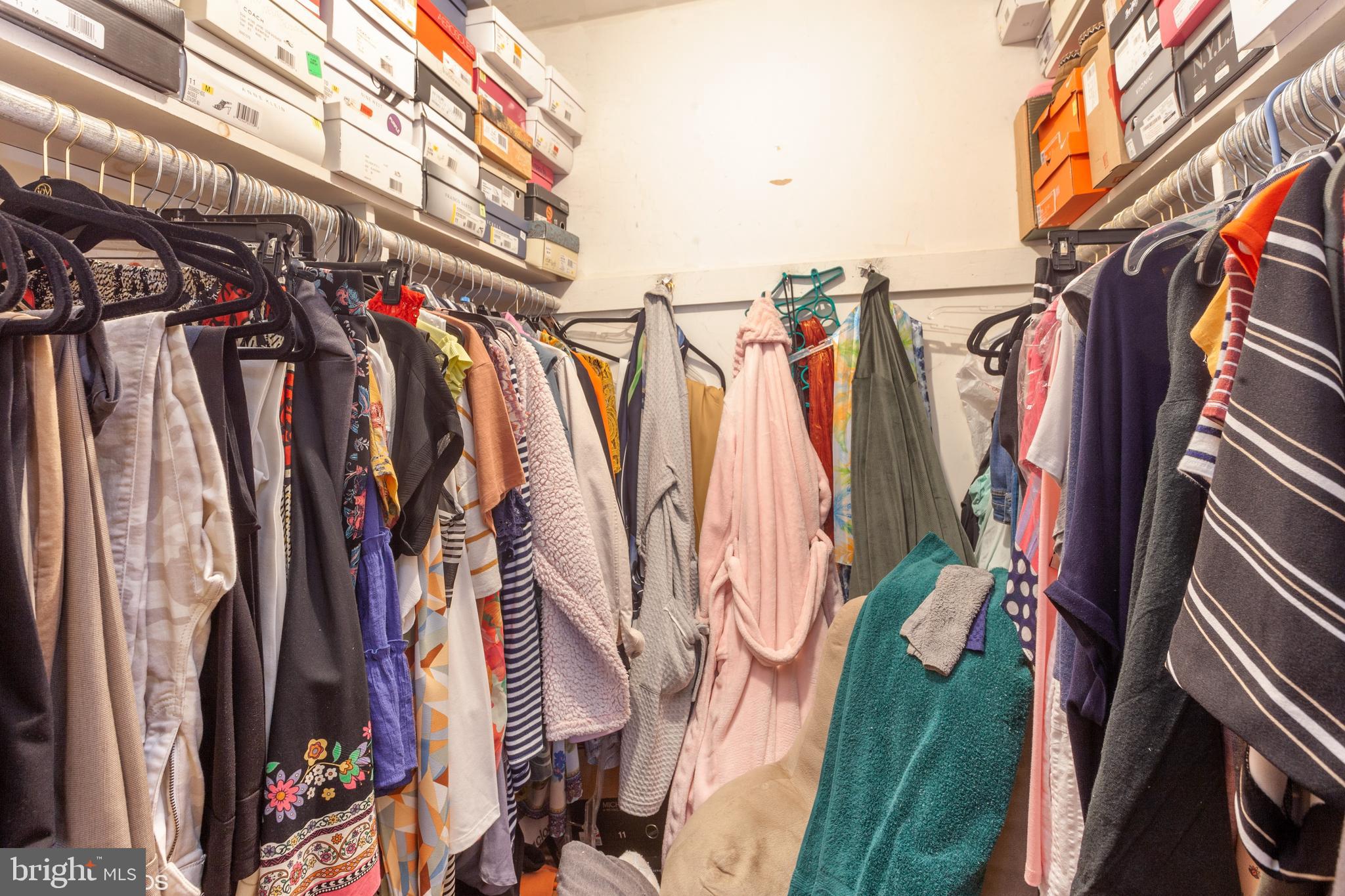 122 Old Enterprise Road, Unit 126 Upper Marlboro, MD 20774 - Photo 29 of 51 Walk in closet