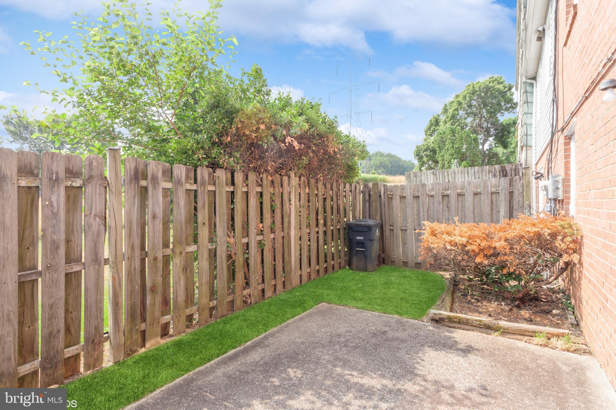 122 Old Enterprise Road, Unit 126 Upper Marlboro, MD 20774 - Photo 48 of 51 Backyard