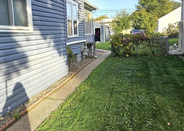 $295,000 | 1136 Albemarle Street, St. Paul, MN 55117