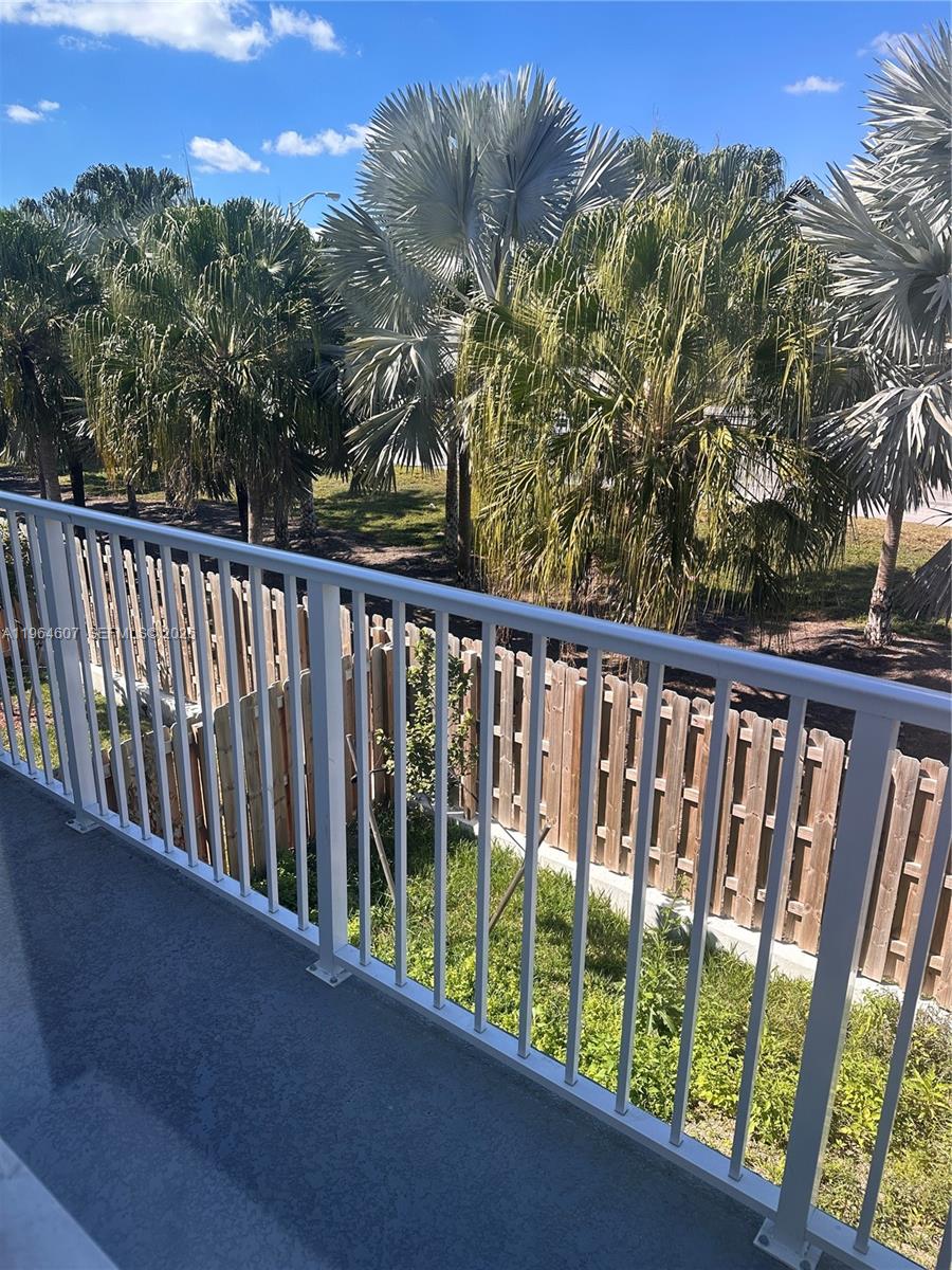 623 Southeast 13th St Circle Homestead, FL 33034 - Photo 16 of 28