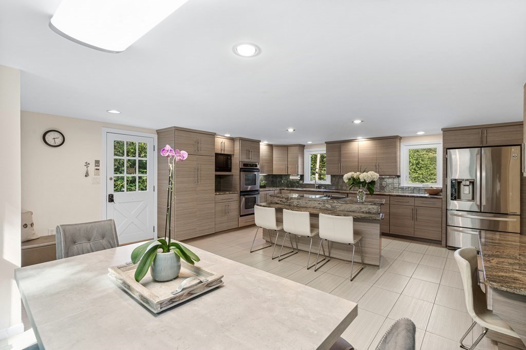 60 Emerson Road Winchester, MA 01890 - Photo 11 of 38 Gallery Image 11