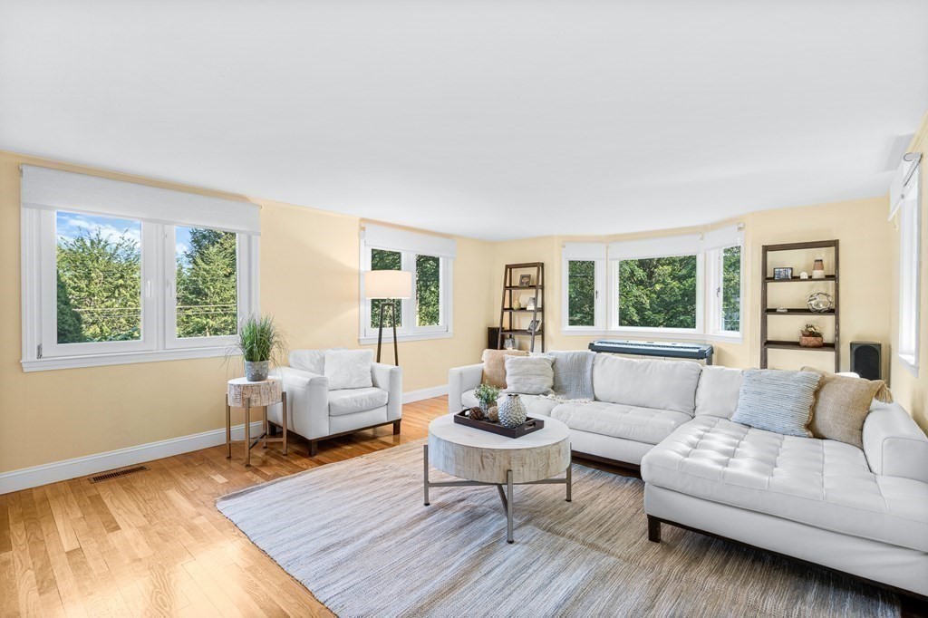 60 Emerson Road Winchester, MA 01890 - Photo 3 of 38 Gallery Image 3