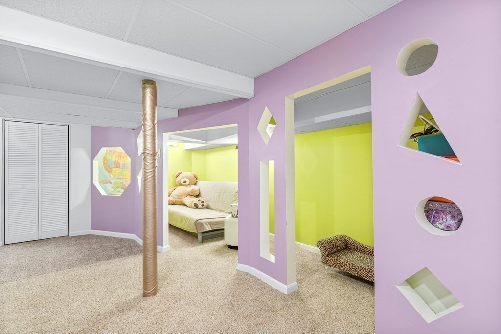 60 Emerson Road Winchester, MA 01890 - Photo 34 of 38 Gallery Image 34