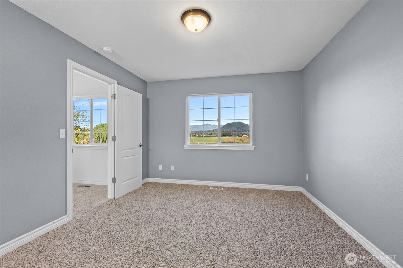 17166 Dike Road Mount Vernon, WA 98273 - Photo 15 of 40 Gallery Image 15