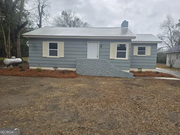 $1,195 | 708 North Church Street, Dublin, GA 31021