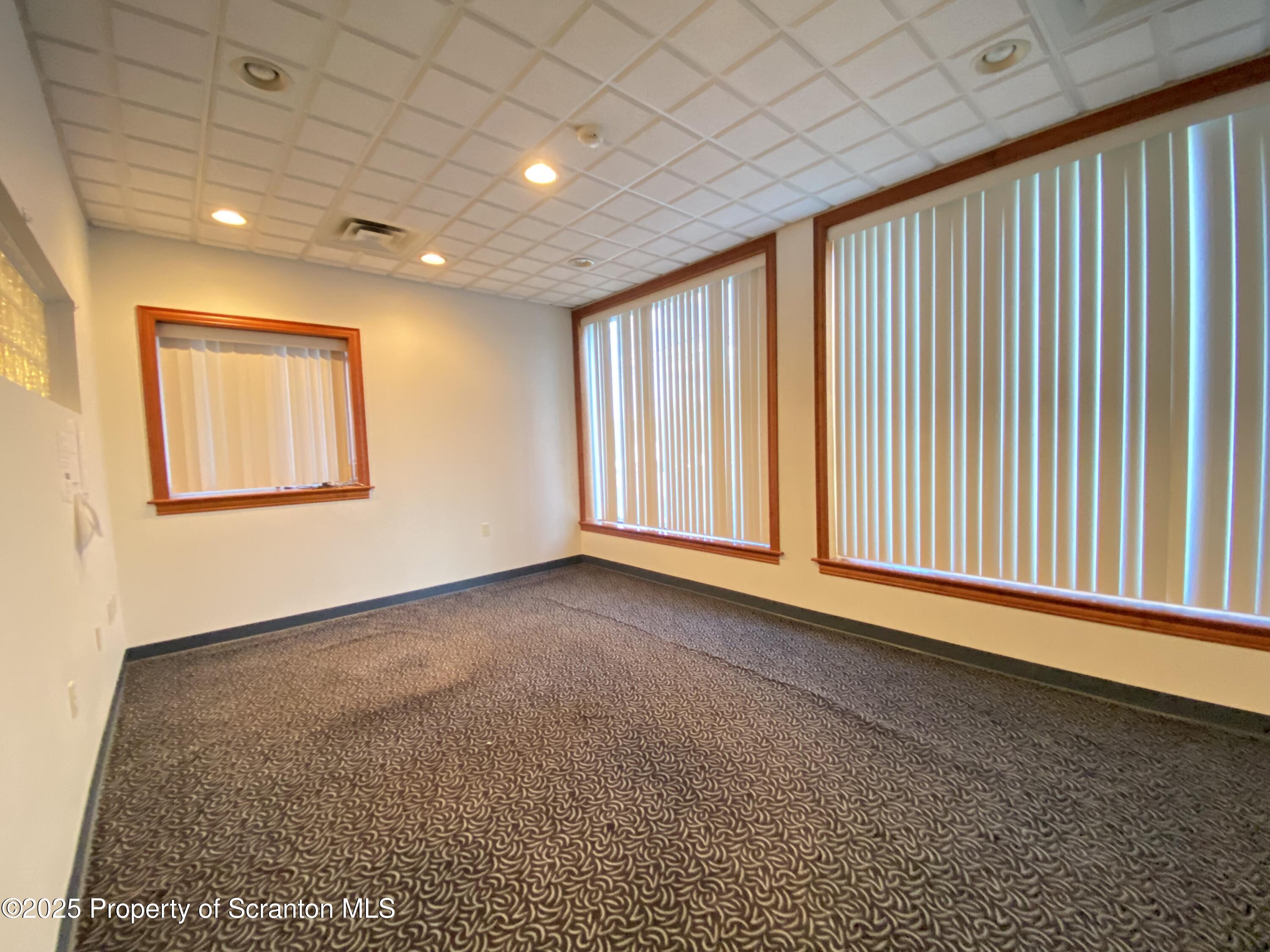 381 North 9th Avenue Scranton, PA 18504 - Photo 26 of 56 an empty room with windows