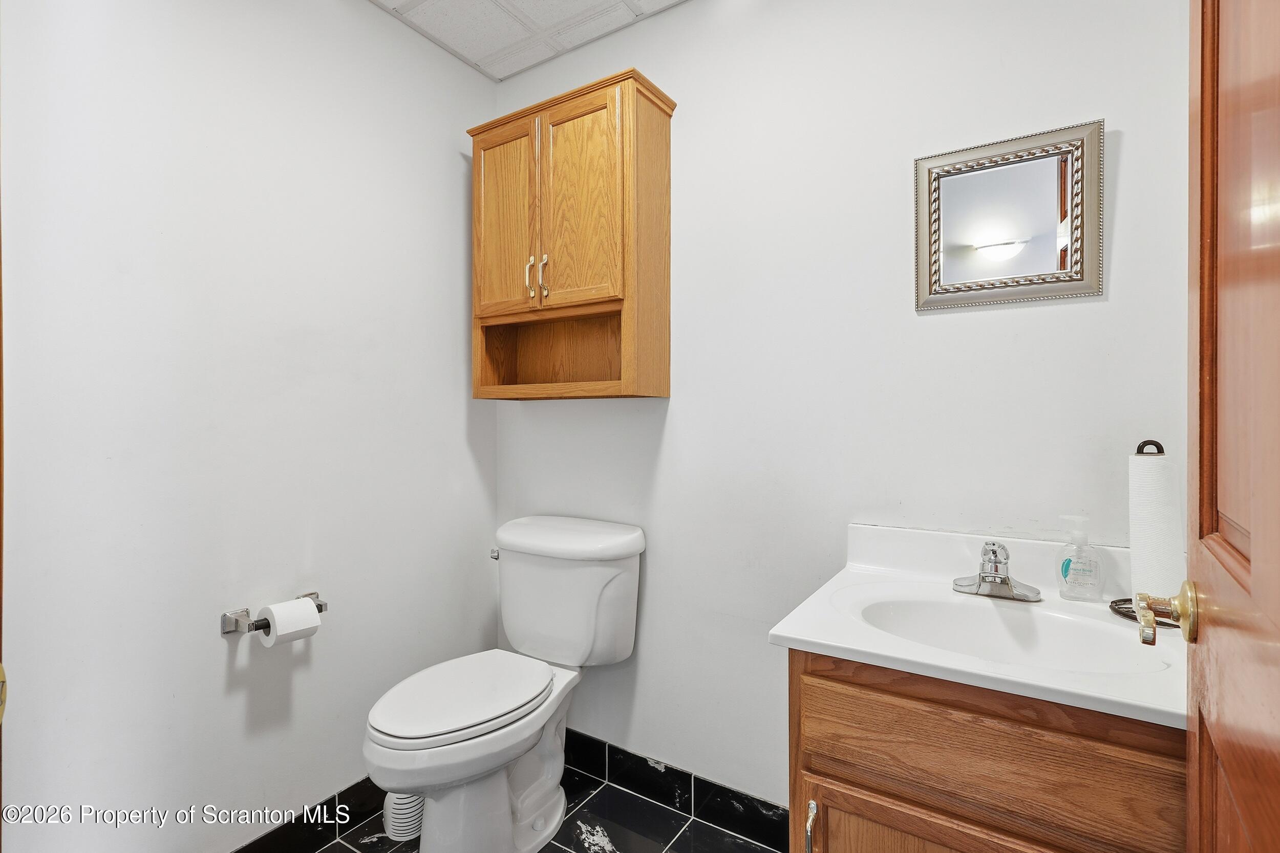 381 North 9th Avenue Scranton, PA 18504 - Photo 29 of 58 27_381 n 9th ave19unit1