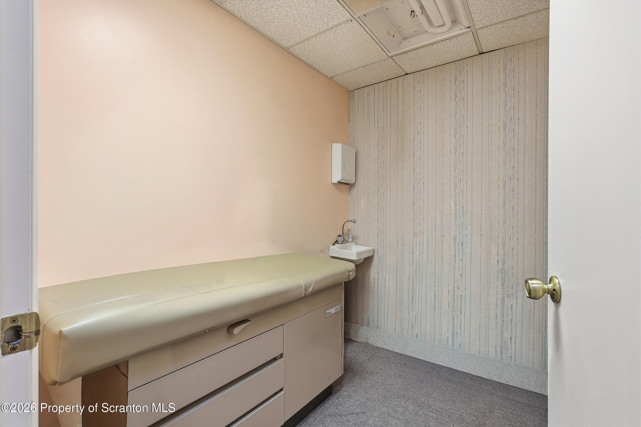 381 North 9th Avenue Scranton, PA 18504 - Photo 46 of 58 42_381 n 9th ave13 unit2