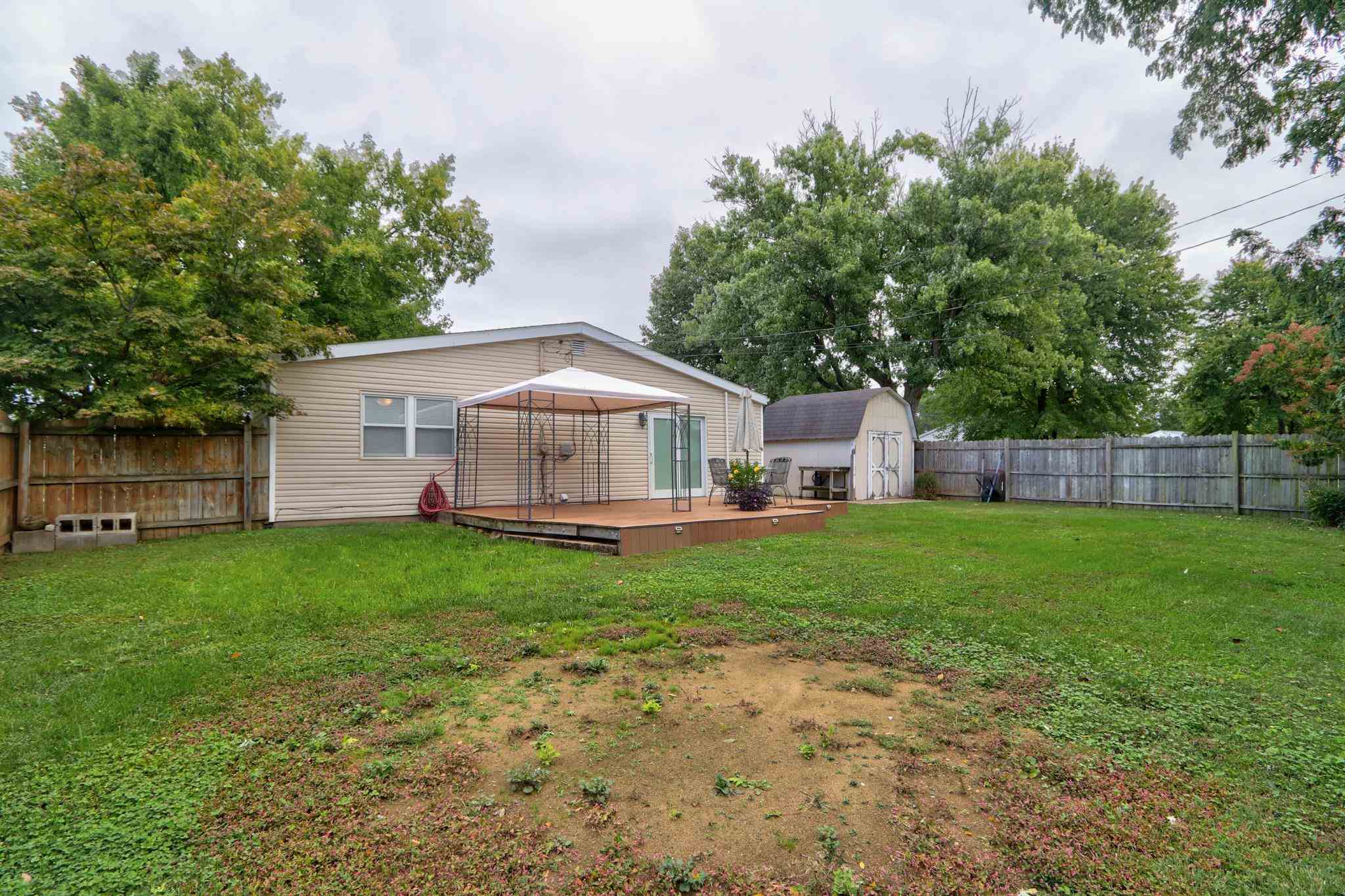 706 Lexington Road Evansville, IN 47710 - Photo 25 of 28