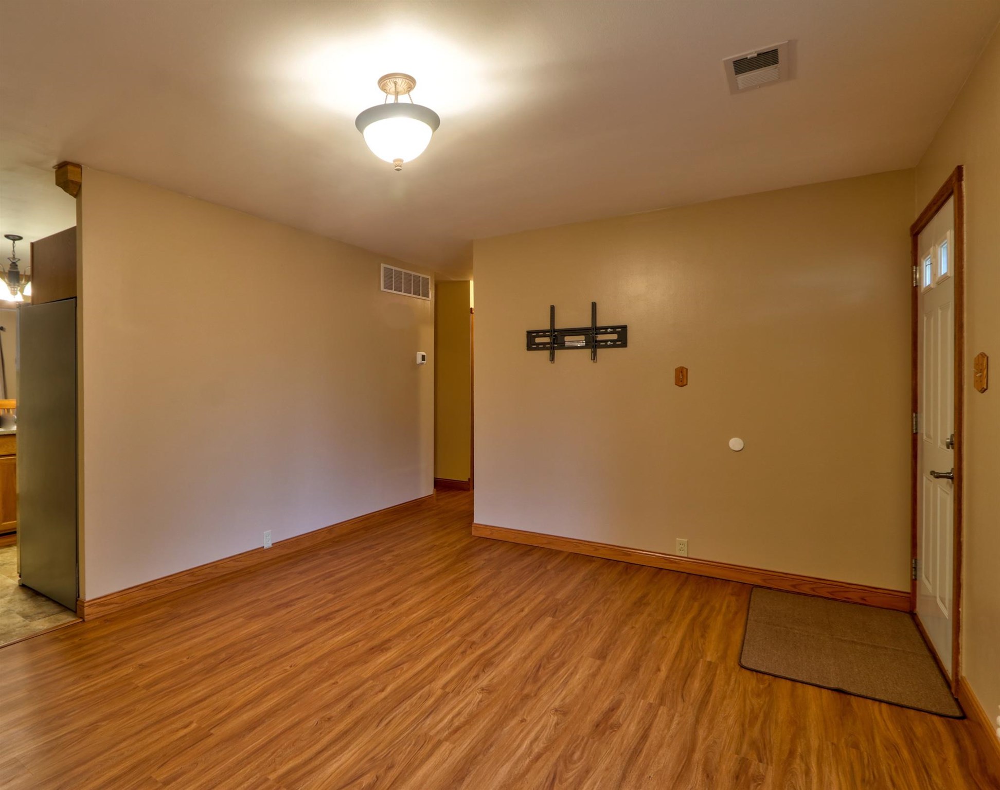 706 Lexington Road Evansville, IN 47710 - Photo 4 of 28