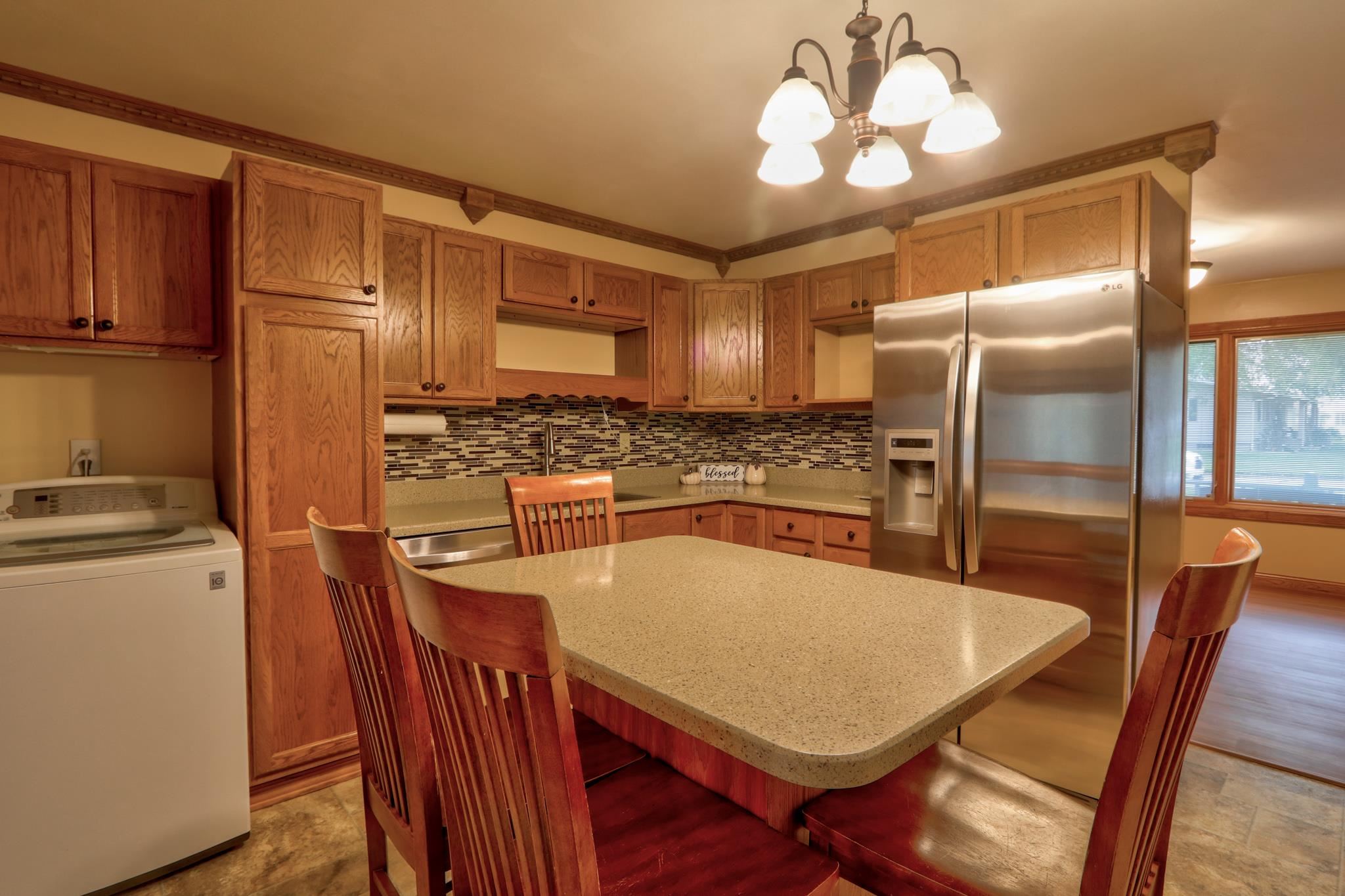 706 Lexington Road Evansville, IN 47710 - Photo 7 of 28