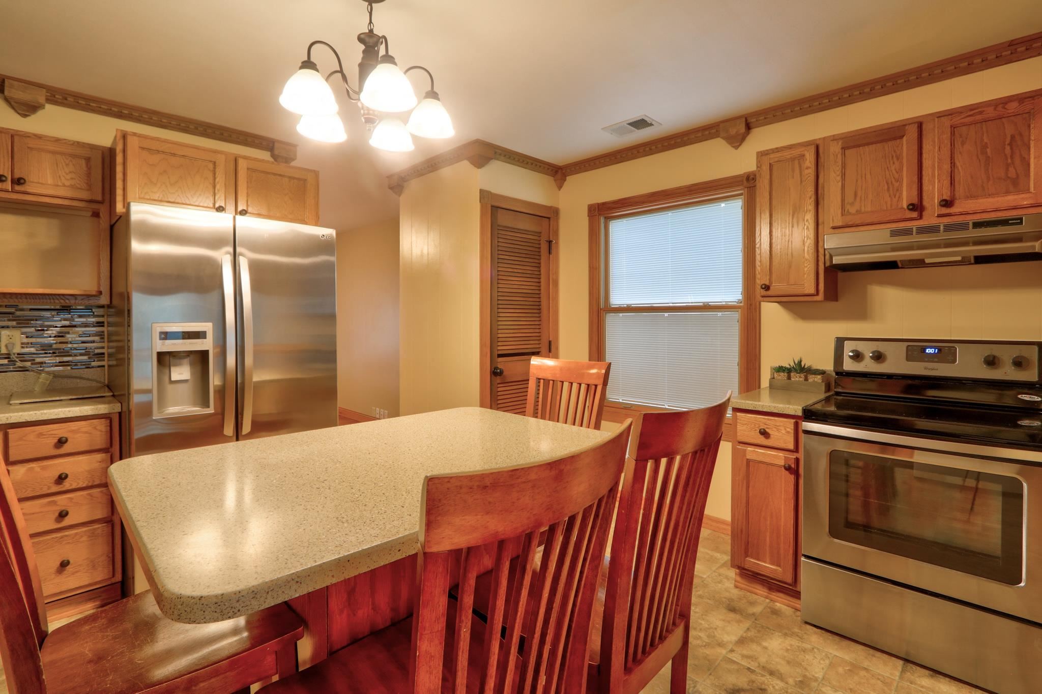 706 Lexington Road Evansville, IN 47710 - Photo 8 of 28