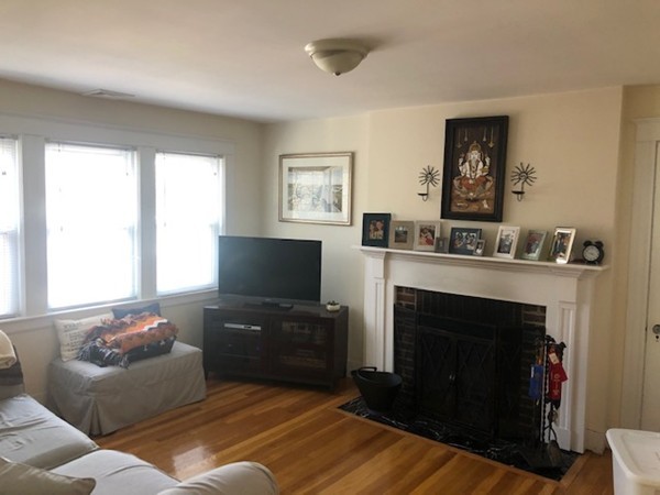 86 Withington Road Newton, MA 02460 - Photo 5 of 10