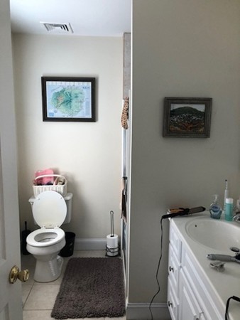 86 Withington Road Newton, MA 02460 - Photo 8 of 10