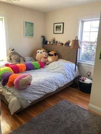 86 Withington Road Newton, MA 02460 - Photo 9 of 10