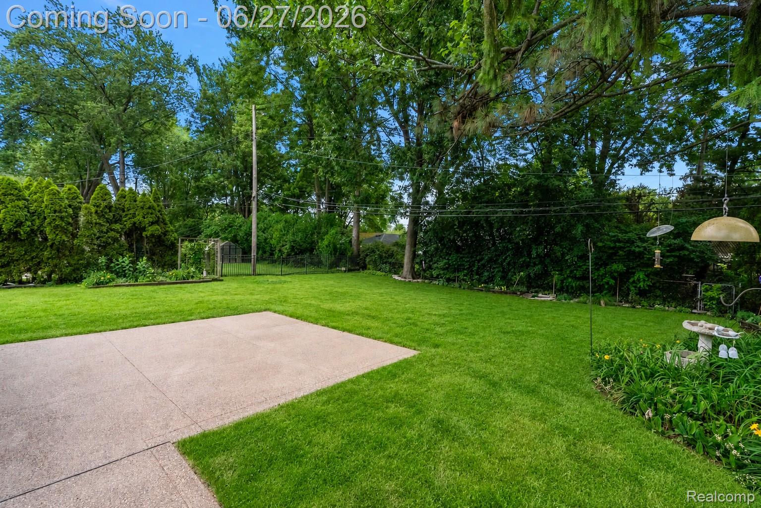 21235 River Road Grosse Pointe, MI 48236 - Photo 34 of 39 grass.jpeg
