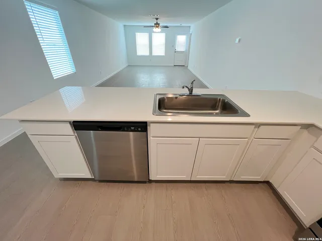 $1,495 | 1543 Tiptop Meadow, New Braunfels, TX 78130