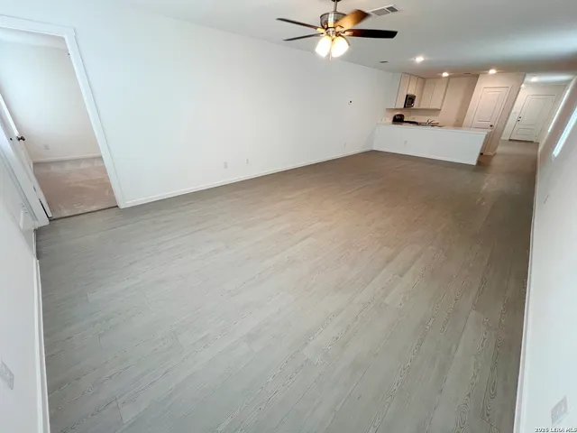 $1,495 | 1543 Tiptop Meadow, New Braunfels, TX 78130