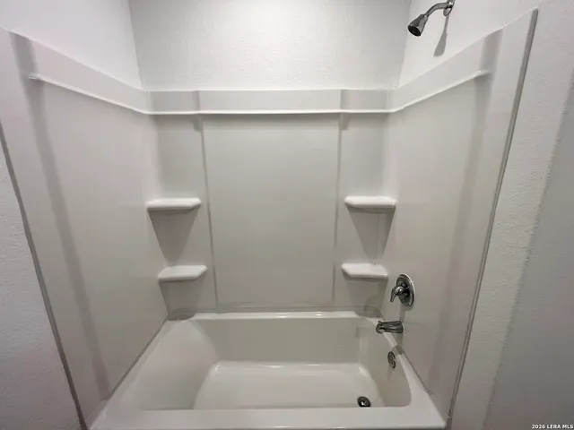 $1,495 | 1543 Tiptop Meadow, New Braunfels, TX 78130