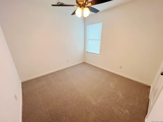 $1,495 | 1543 Tiptop Meadow, New Braunfels, TX 78130