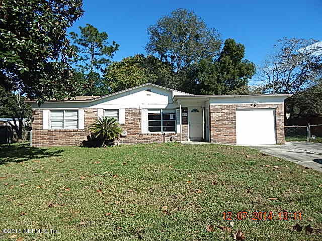 209 Neptune Road Orange Park, FL 32073 - Photo 1 of 11 DSCN8112