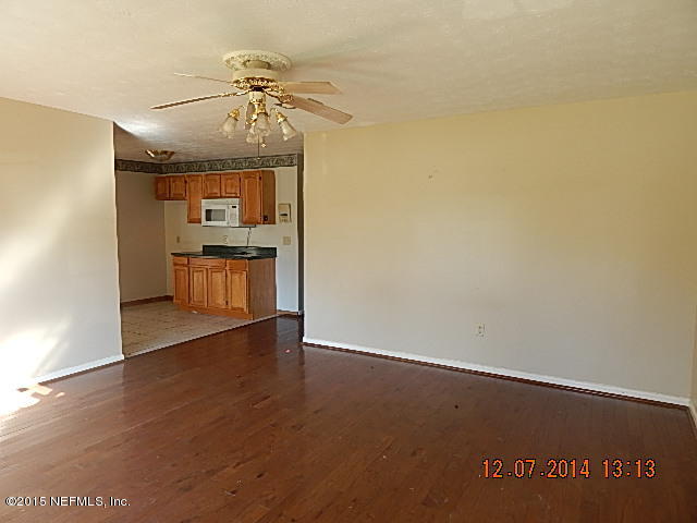 209 Neptune Road Orange Park, FL 32073 - Photo 2 of 11 DSCN8113