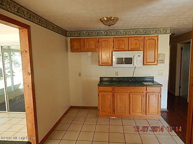 209 Neptune Road Orange Park, FL 32073 - Photo 4 of 11 DSCN8115