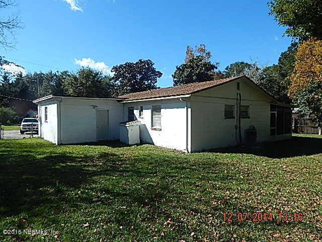 209 Neptune Road Orange Park, FL 32073 - Photo 6 of 11 DSCN8121