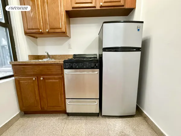 $2,615 | 155 East 52nd Street, Unit 7E | Midtown East