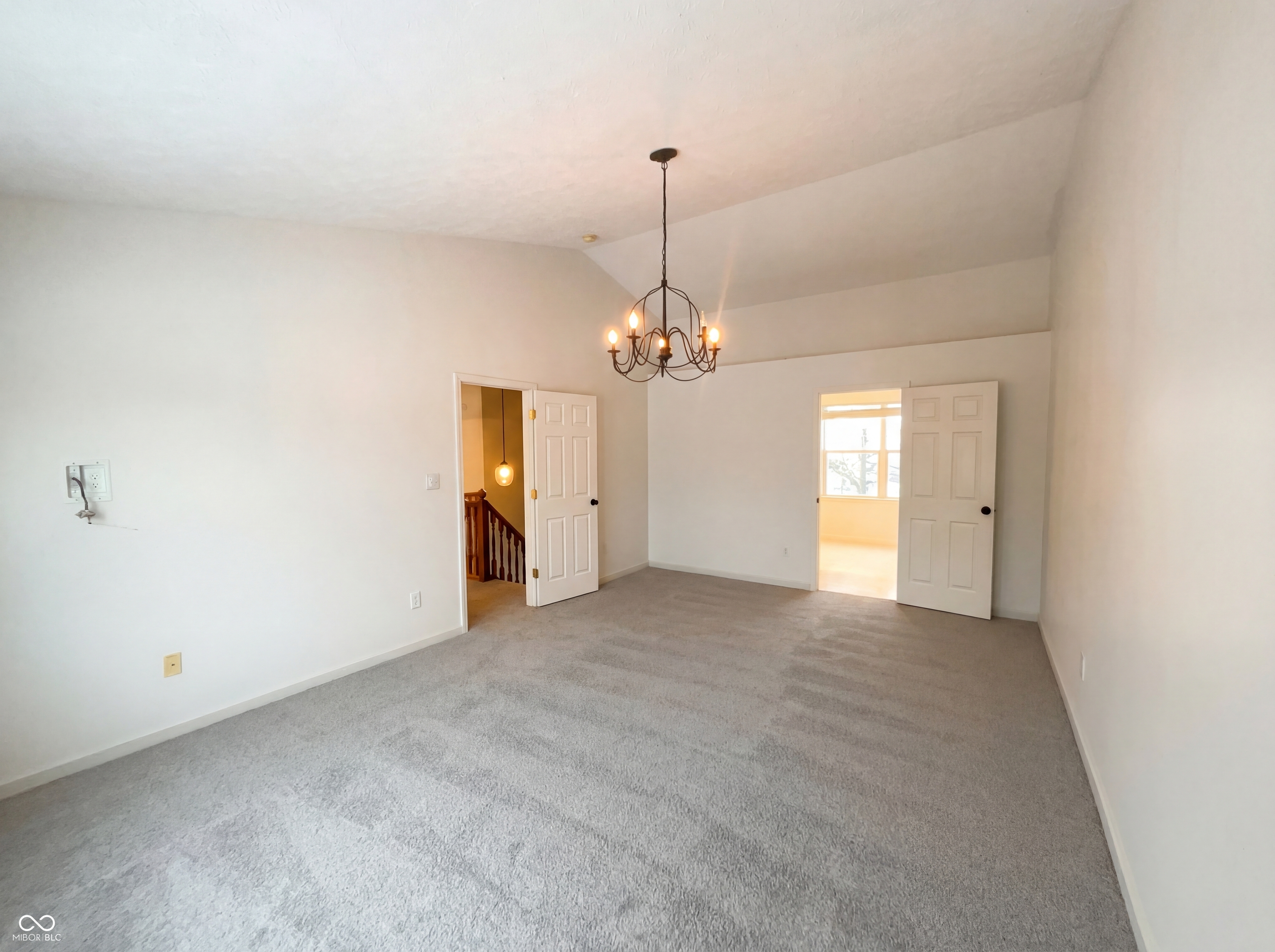 5259 Baysdon Circle Indianapolis, IN 46235 - Photo 4 of 19