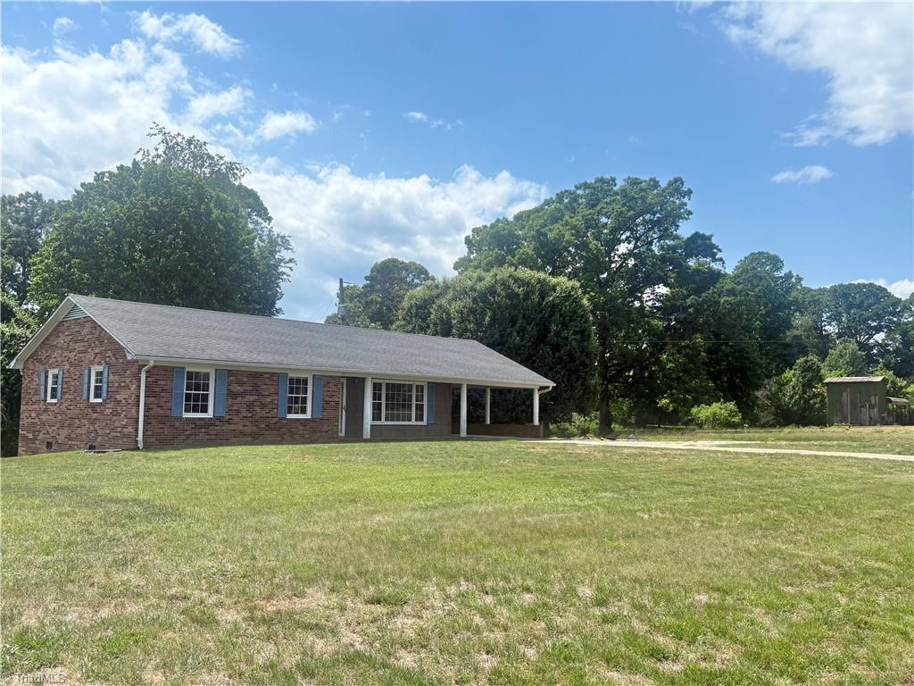 3625 Austin Little Mountain Road Roaring River, NC 28669 - Photo 3 of 31