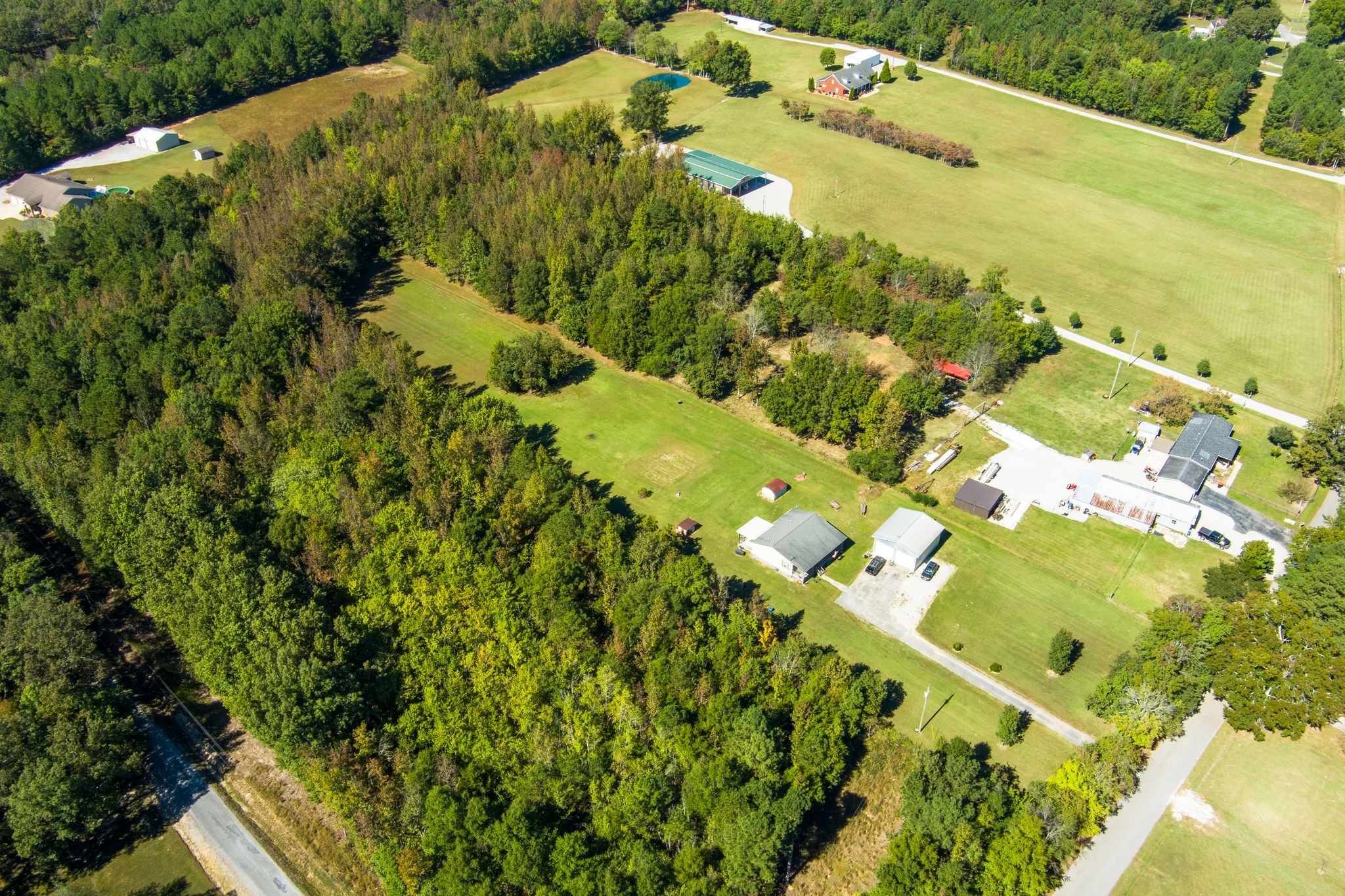 667 Maple Bend Road Winchester, TN 37398 - Photo 27 of 33 a view of a yard with plants