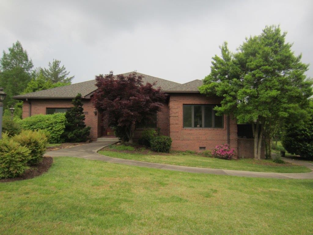 110 Downing Drive Oak Ridge, TN 37830 - Photo 1 of 25 Gallery Image 1
