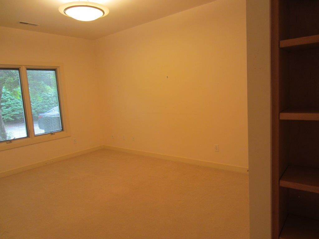 110 Downing Drive Oak Ridge, TN 37830 - Photo 12 of 25 Gallery Image 12