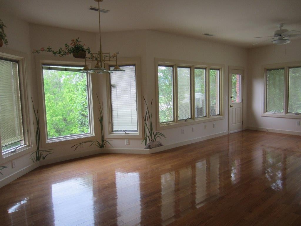 110 Downing Drive Oak Ridge, TN 37830 - Photo 5 of 25 Gallery Image 5