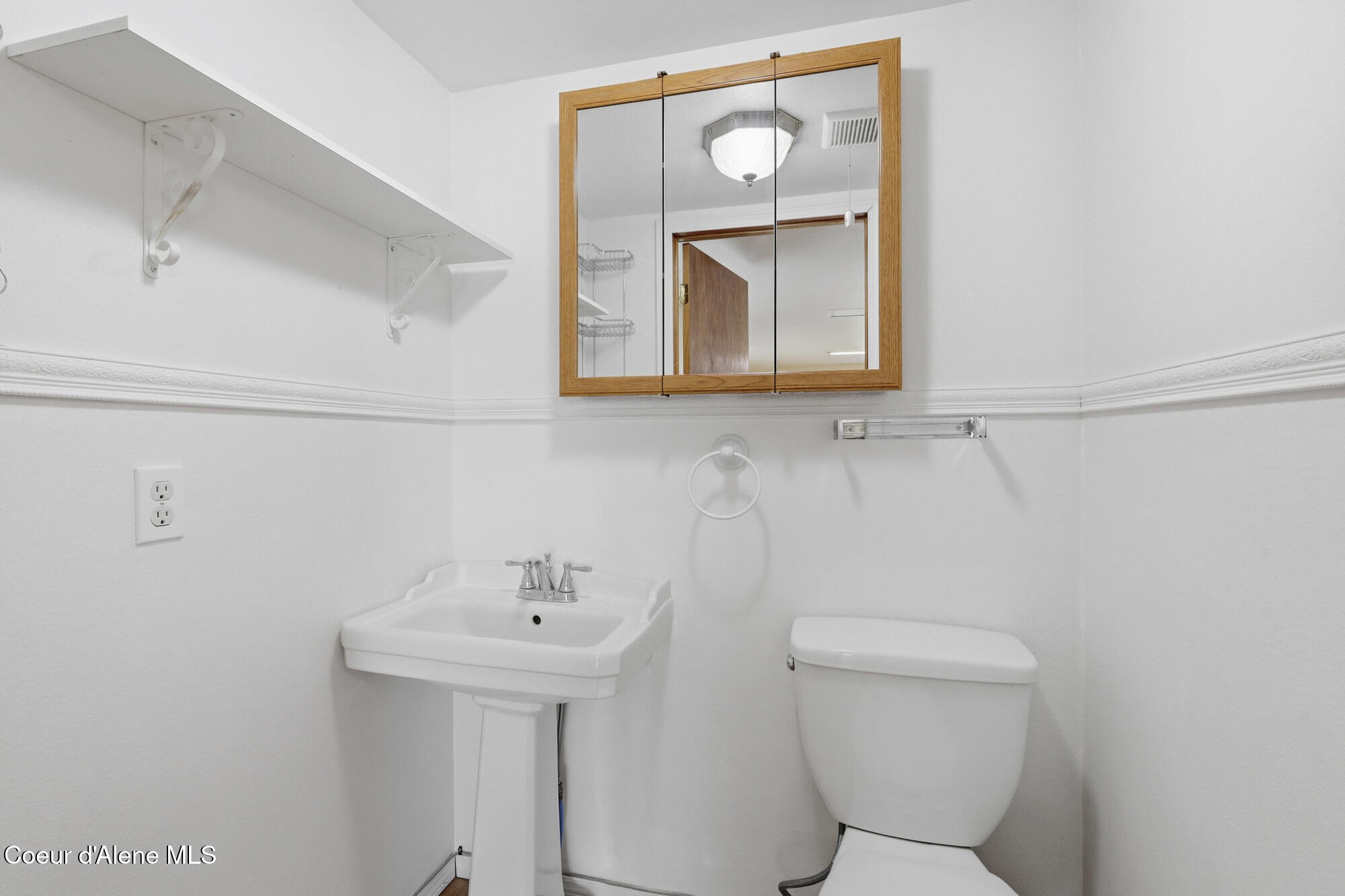 154 15th Street Plummer, ID 83851 - Photo 27 of 47 Bonus Bathroom