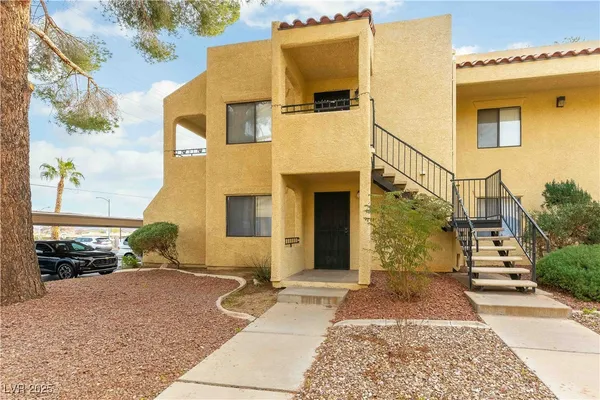 $1,495 | 601 Cabrillo Circle, Unit 211, Henderson, NV 89015