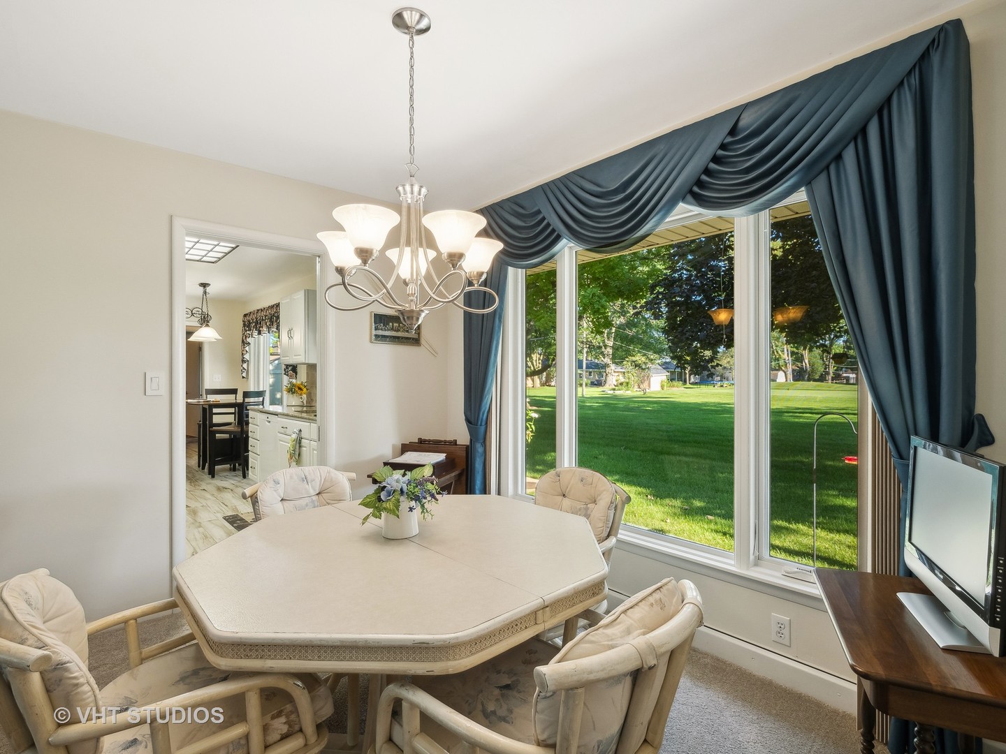 11518 West Algonquin Road Huntley, IL 60142 - Photo 13 of 36 Gallery Image 13