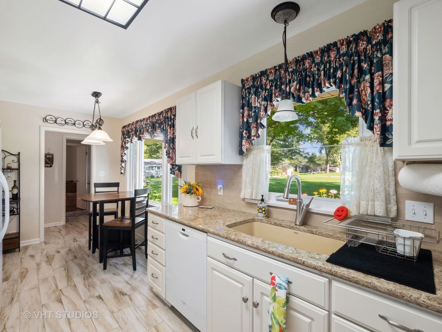 11518 West Algonquin Road Huntley, IL 60142 - Photo 15 of 36 Gallery Image 15