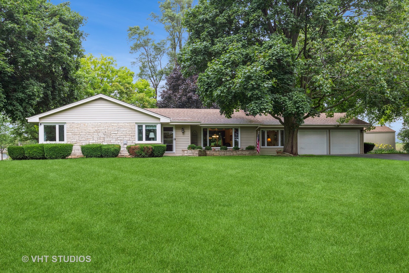 11518 West Algonquin Road Huntley, IL 60142 - Photo 2 of 36 Gallery Image 2