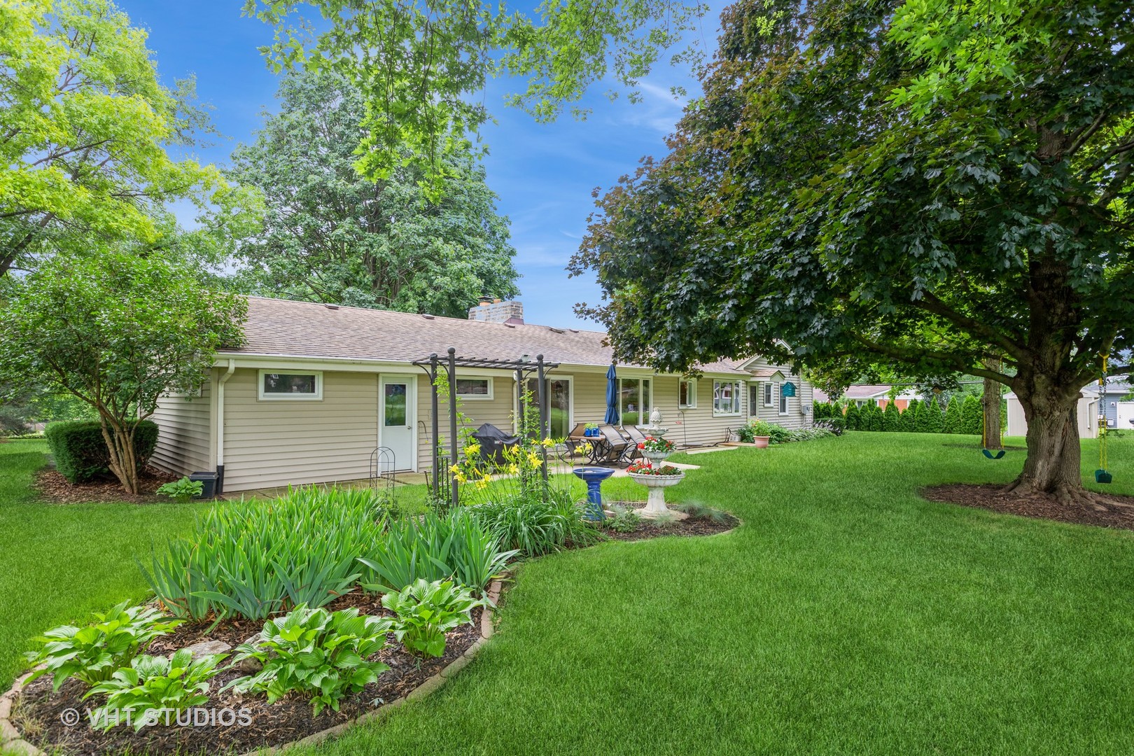 11518 West Algonquin Road Huntley, IL 60142 - Photo 5 of 36 Gallery Image 5