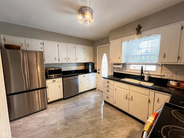 $285,000 | 23 Terrance Drive, Batesville, IN 47006