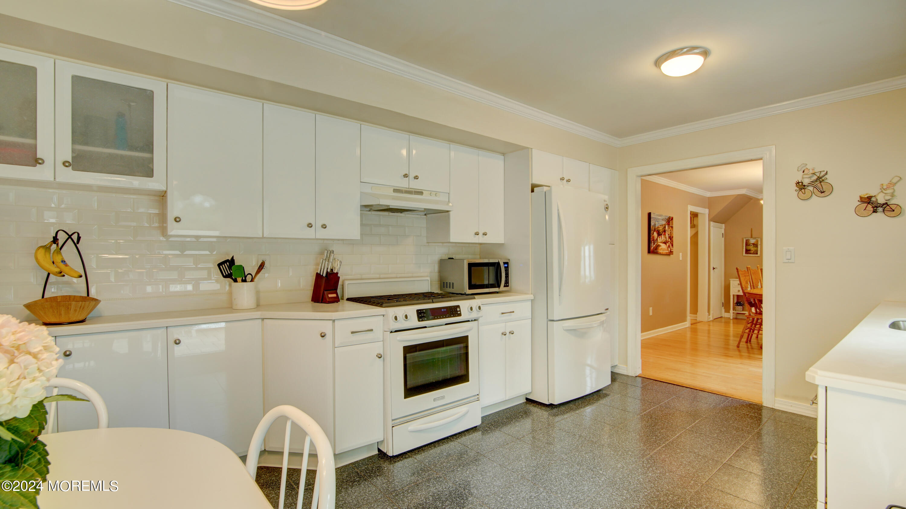 7 York Road Marlboro, NJ 07746 - Photo 7 of 22 DSC09955And8more