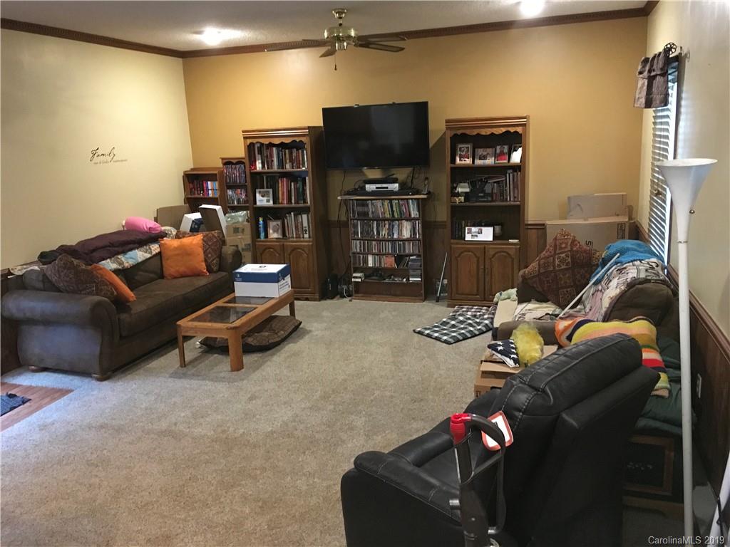 310 Lincoln Road York, SC 29745 - Photo 2 of 4 Gallery Image 2