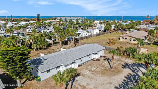 $1,750 | 2700 South Hwy A1A, Unit 12, Melbourne Beach, FL 32951