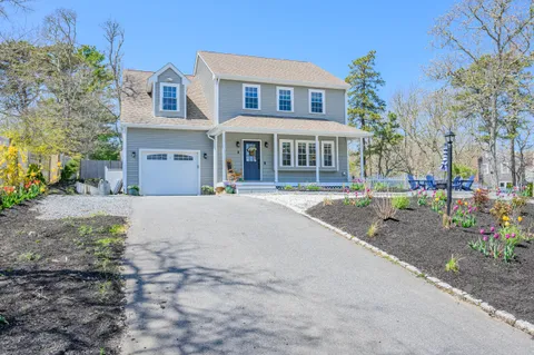 $920,000 | 8 Lakeway Lane, Harwich, MA 02645