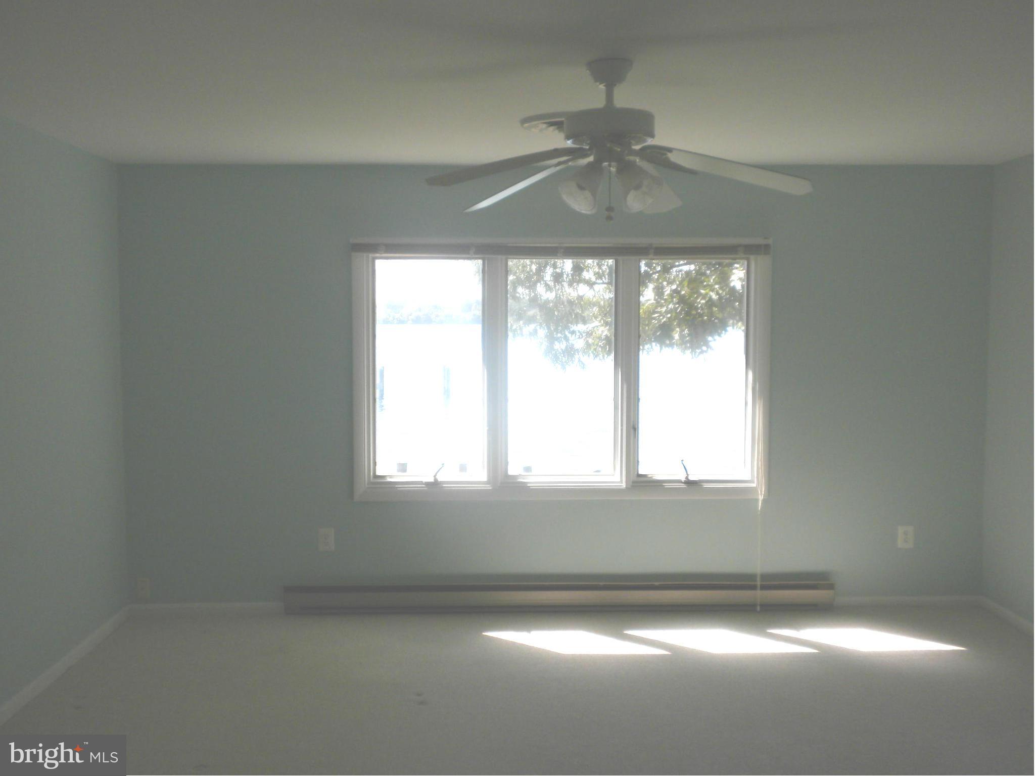 4154 Cadle Creek Road Edgewater, MD 21037 - Photo 17 of 26 Bedroom (Master)