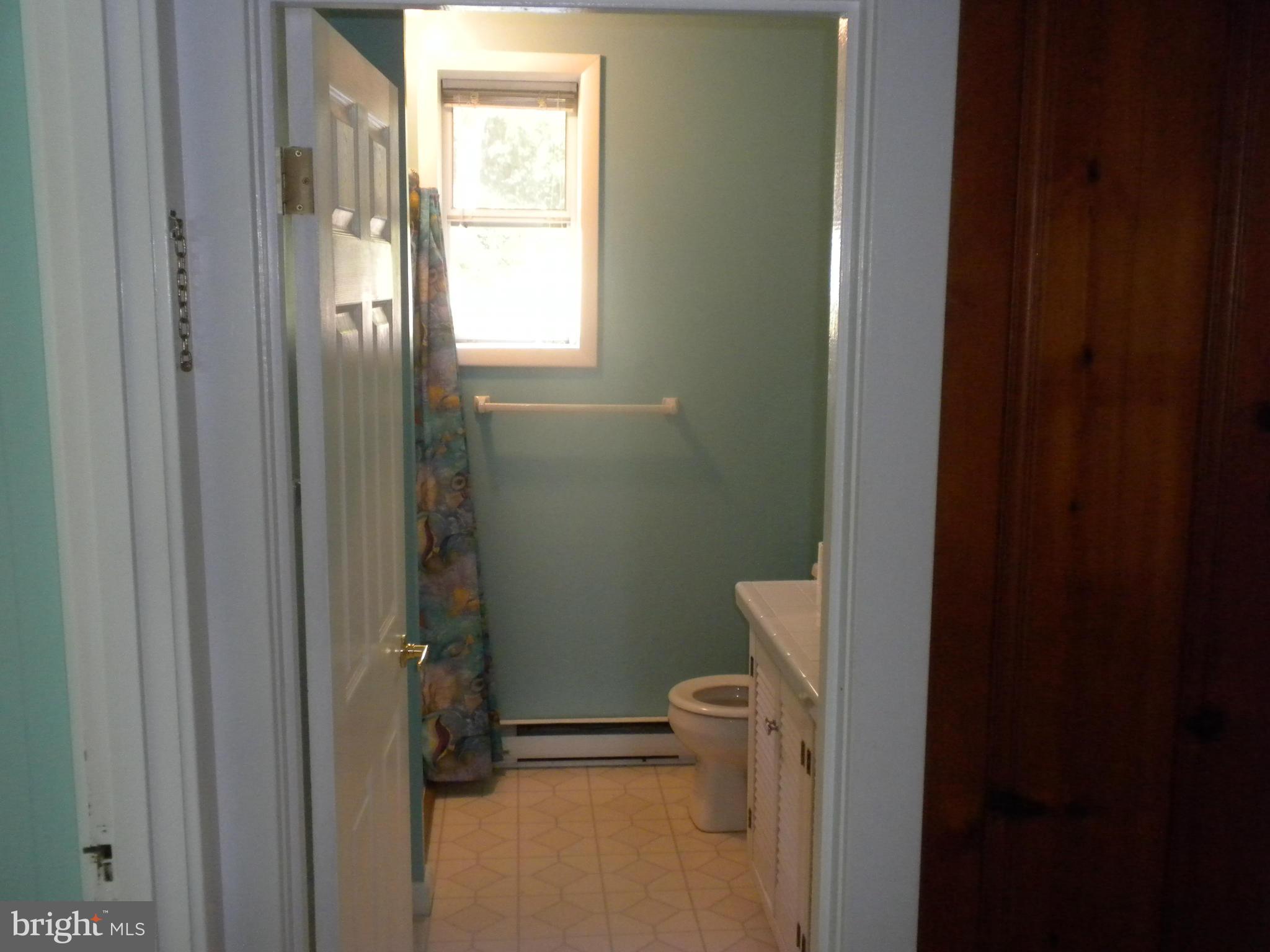 4154 Cadle Creek Road Edgewater, MD 21037 - Photo 20 of 26 Bath