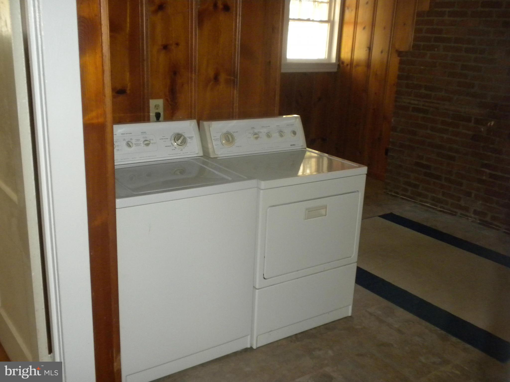 4154 Cadle Creek Road Edgewater, MD 21037 - Photo 22 of 26 Interior (General)