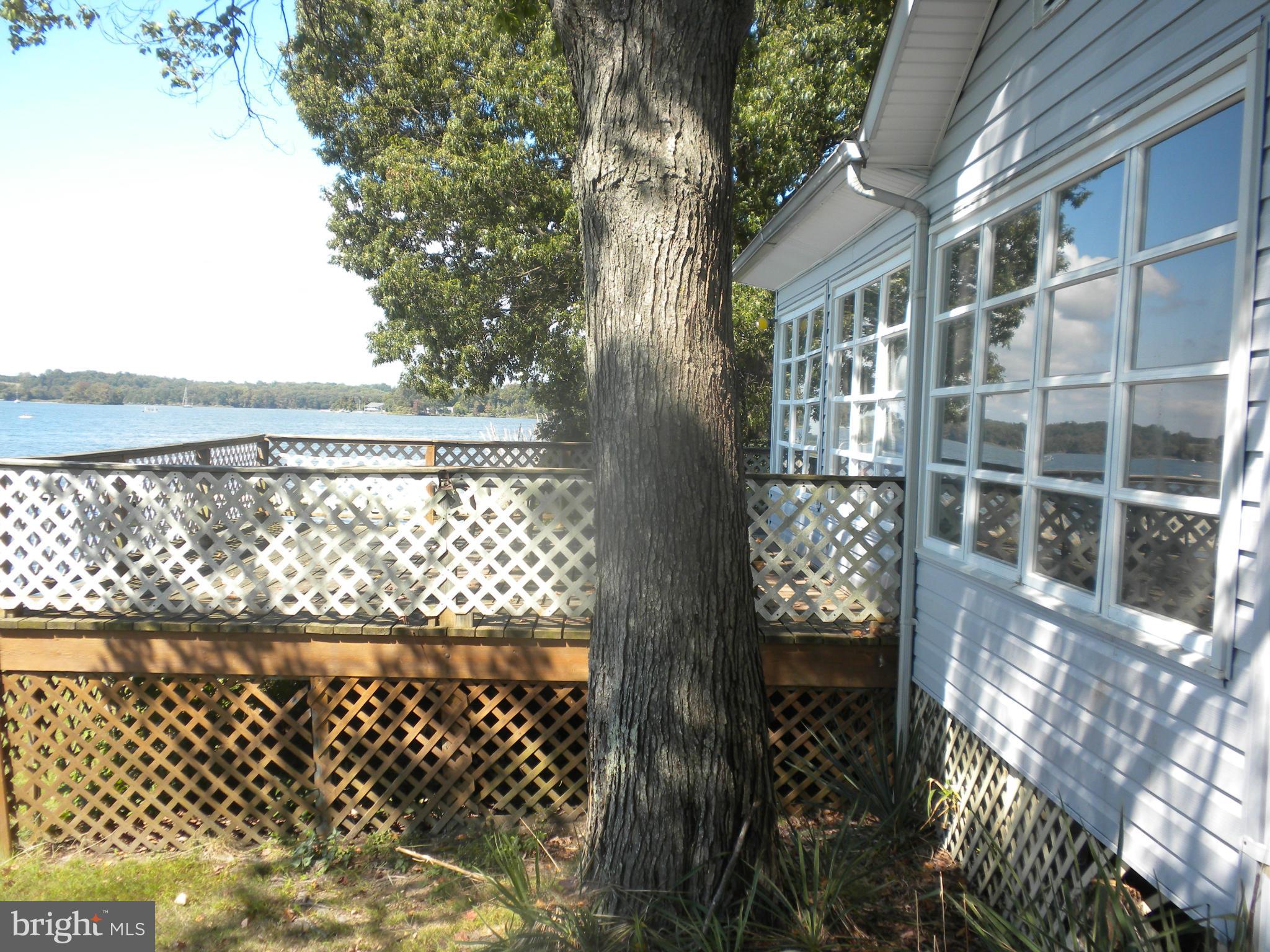 4154 Cadle Creek Road Edgewater, MD 21037 - Photo 7 of 26 Exterior (General)